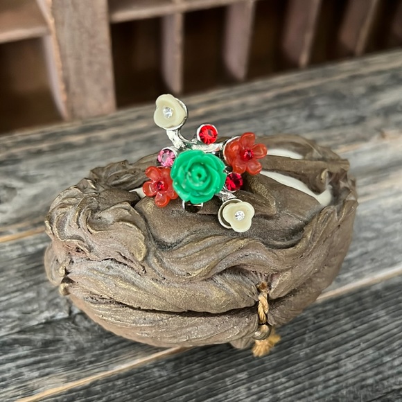 🌸Beautiful Whimsical Ring - Picture 10 of 10